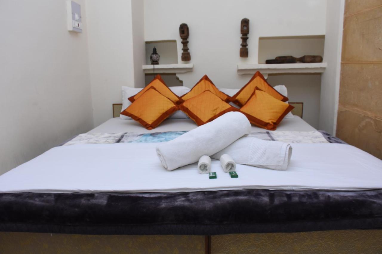 Rumi'S Home Stay Jaisalmer Exterior photo